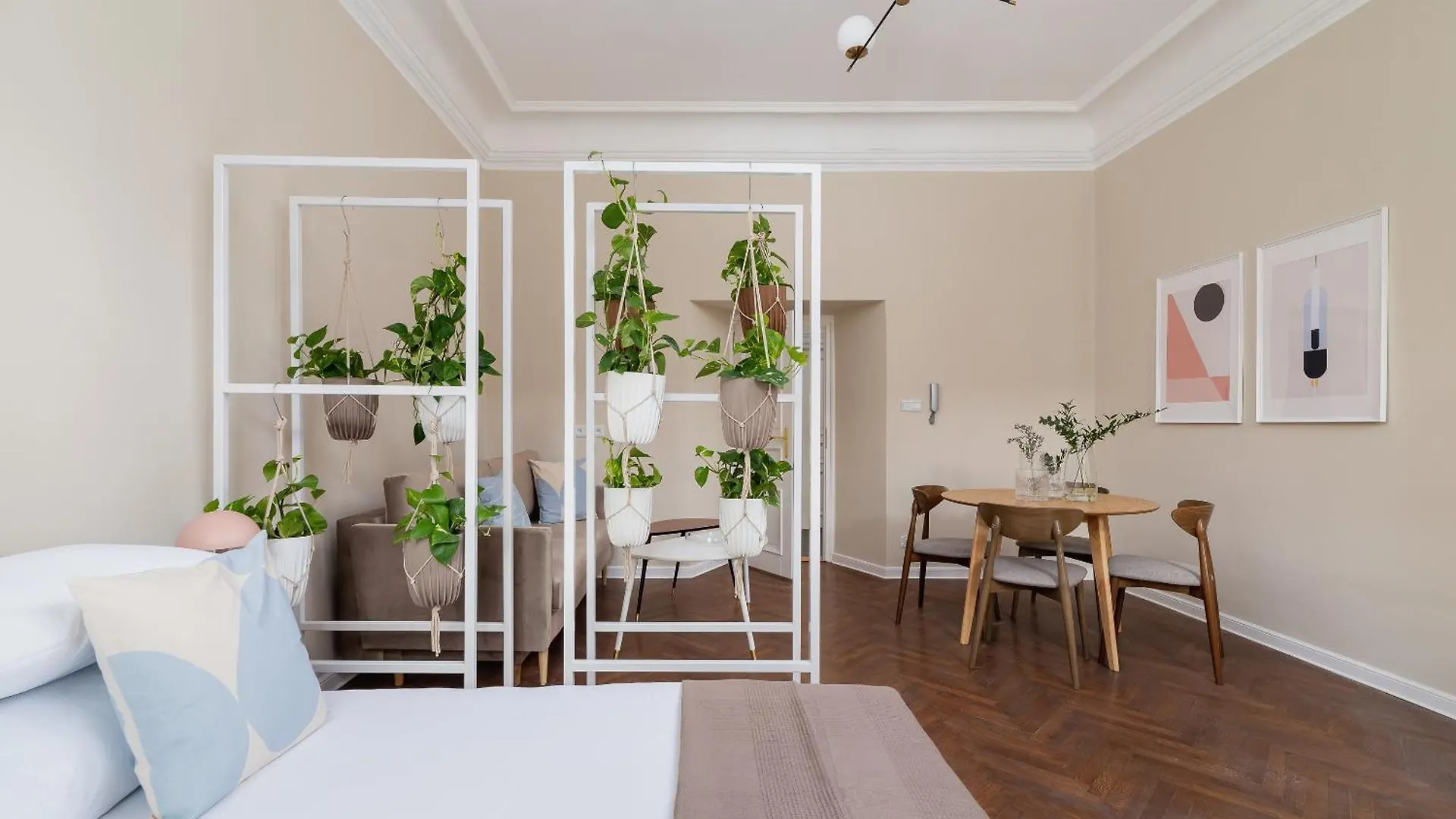 3-Bedroom Apartment - Rejtana 10 Krakow