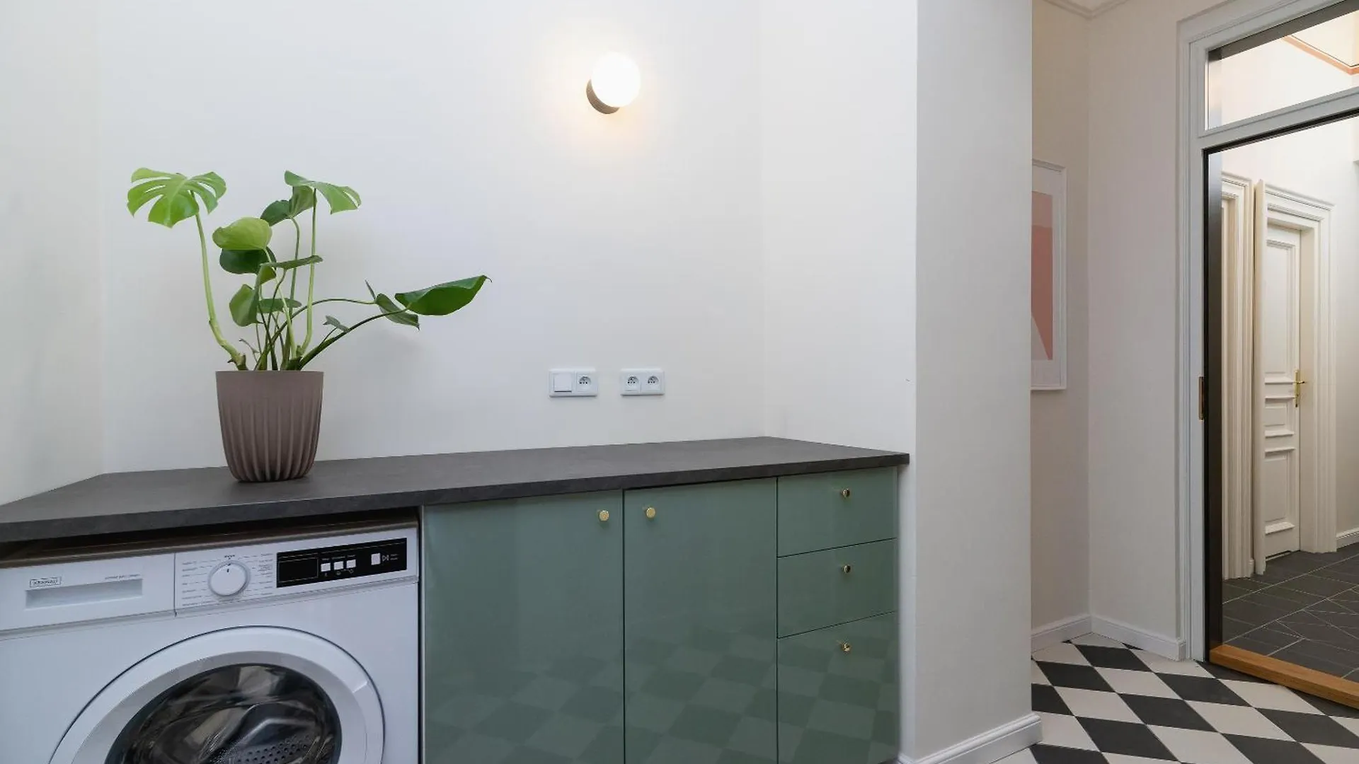 3-Bedroom Apartment - Rejtana 10 Krakow