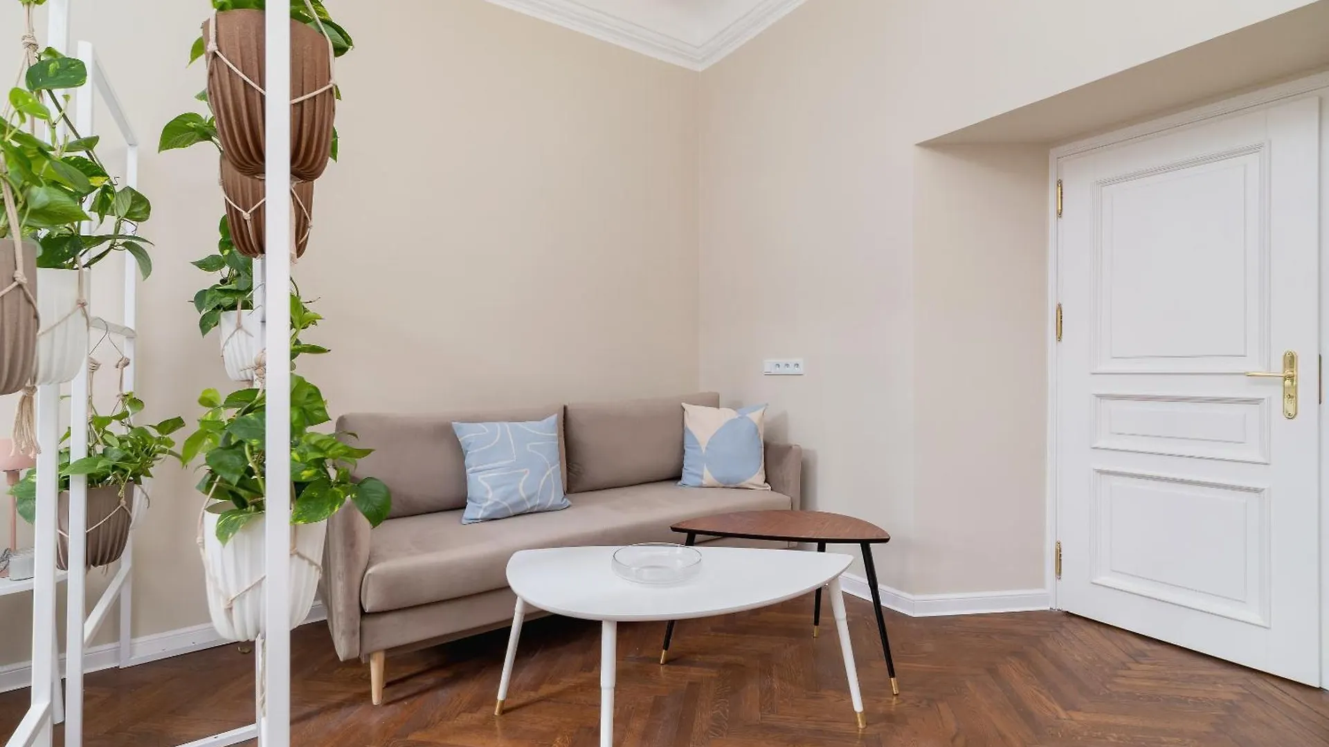 3-Bedroom Apartment - Rejtana 10 Краков Польша